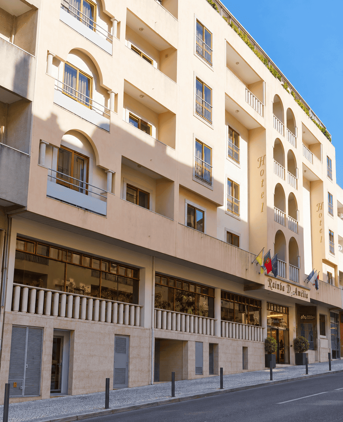 Hotel Rainha D. Amélia